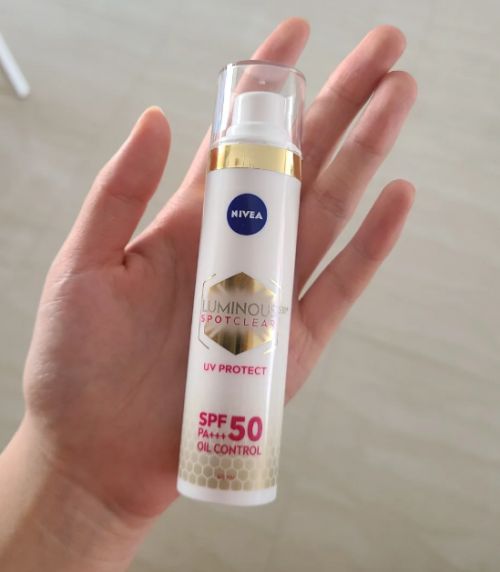 秘国产排行榜前十优秀的高口碑防晒j9九游会登录国货防晒霜第一名揭(图5)